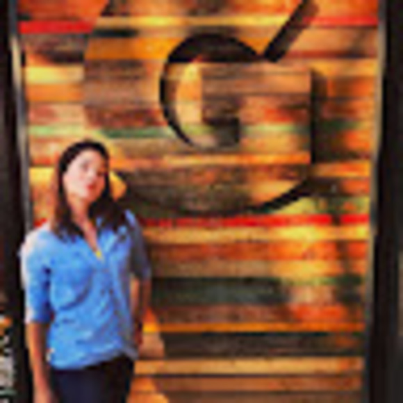 Meet your Posher, Laura - Picture 1 of 1